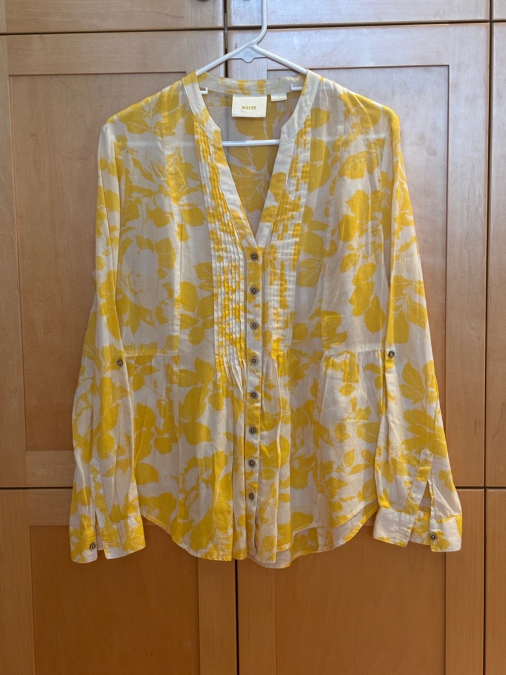 Anthropologie Maeve Yellow Floral Pintuck Button-Front Peplum Top - size 10 - Picture 4 of 9